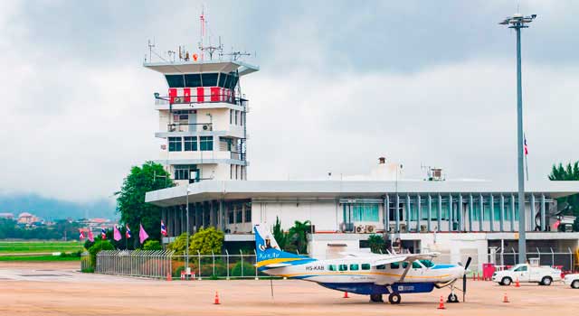 Chiang Mai Airport (CNX) served 8,3 Million passengers in 2015.